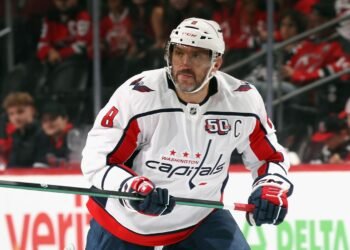 Фетисов предположил, может ли Овечкин стать тренером после завершения игровой карьеры