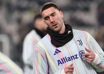 «Барселона» не заинтересована в подписании Влаховича