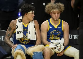 «Папа, мама, мне надо поговорить». Как игрок НБА взволновал родителей одним звонком