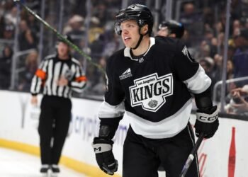 Капитан «Лос-Анджелеса» Копитар высоко оценил игру Артемия Панарина