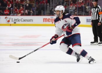 «Коламбус» обыграл дома «Нэшвилл», у Марченко результативная передача