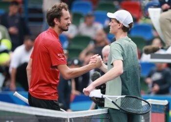 Медведев и Синнер — единственные игроки, одержавшие более 200 побед на харде с 2020 года