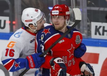 Никитин — о жёсткой игре против Полтапова: это плей-офф. Прохор и удар держит, и сам может