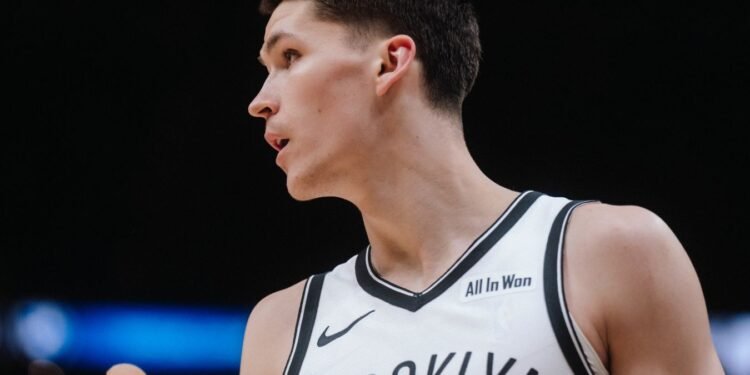 Почему Егор Дёмин сейчас не играет в НБА?