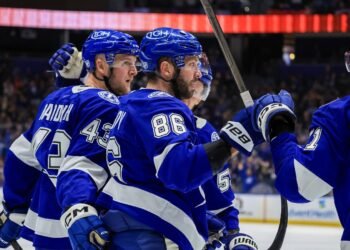 Ситуация в гонке бомбардиров НХЛ после матчей Кучерова, Макдэвида и Маккиннона 27 марта