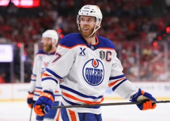 Только Кучеров и Маккиннон опережают Макдэвида по числу матчей в этом сезоне с 3+ очками