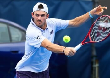 Томми Пол уверенно вышел в четвертьфинал «Мастерса» в Майами, где сыграет с Фисом