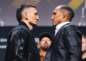 UFC 326: огонь и искры в Лас-Вегасе! Холлоуэй и Оливейра будут биться за пояс BMF. LIVE