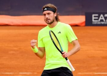 «Возможность для перерождения». Циципас — о начале грунтового сезона