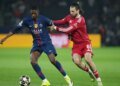 "Барселона" дома проиграла "Атлетико", "ПСЖ" победил "Ливерпуль" в первых матчах 1/4 Лиги чемпионов