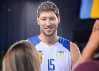 Баскетболист Вячеслав Кравцов станет главным героем нового сезона шоу "Холостяк"