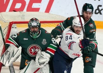 «Ак Барс» дома победил «Металлург» и вышел вперёд в серии Кубка Гагарина