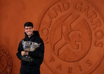 Беккер — о снятии Алькараса с Мадрида: плохие новости, надеюсь, он вернётся в форму к «РГ»