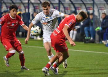 «Кривбасс» — «Динамо»: стартовые составы (ВИДЕО)