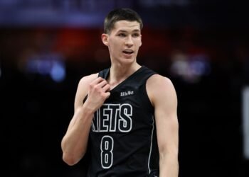 Егор Дёмин удивил фанатов новым имиджем. Видео