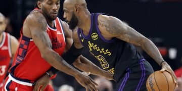 Есть шанс, что Леброн уйдёт в «Клипперс». Но только при одном условии