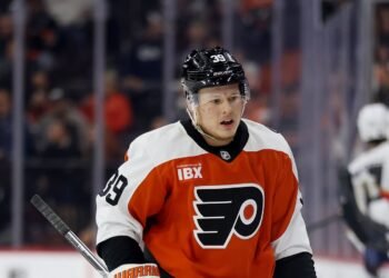 «Филадельфия» с Мичковым обыграла «Бостон» в овертайме