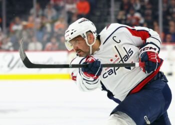Игрок «Кэпиталз» ответил, был ли силовой приём против Макбэйна местью за перелом Овечкина