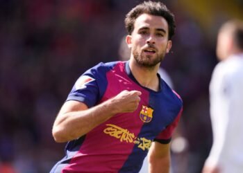 Эрик Гарсия стал антирекордсменом «Барселоны» по количеству красных карточек в Лиге чемпионов