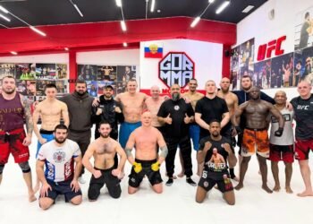 «Удары у Гуськова тяжелее, чем у Перейры». Интервью со знаменитым тренером Азизяном