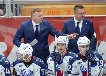 Исаков: парни «Торпедо» в серии с «Металлургом» выросли — как хоккеисты и как личности