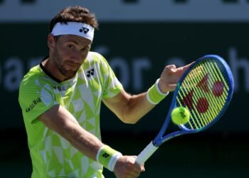 Каспер Рууд уверенно вышел в 1/8 финала «Мастерса» в Мадриде