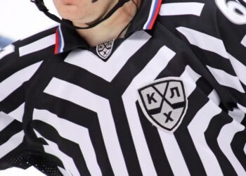 «Локомотив» — «Авангард»: онлайн-трансляция матча КХЛ-2025/2026 начнётся в 17:00 мск