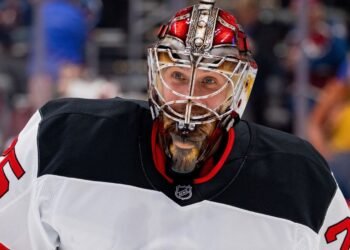 Маркстрём рассказал, почему решил подраться с российским вратарём Шестёркиным