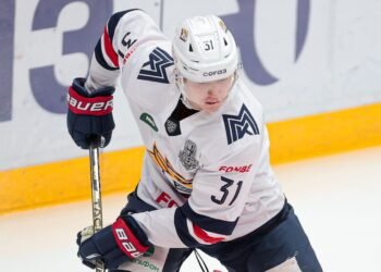 Нападающий «Металлурга» Петунин прокомментировал победу над «Торпедо»