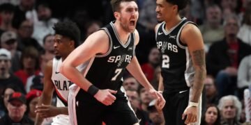 «Портленд» усвоил горький урок. «Сан-Антонио» оказался сильнее и без Вембаньямы