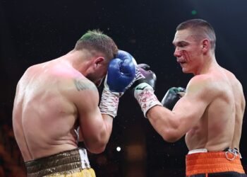 Крутой дебют Цзю в новом весе! Тим снёс небитого албанца и сходу взял пояс