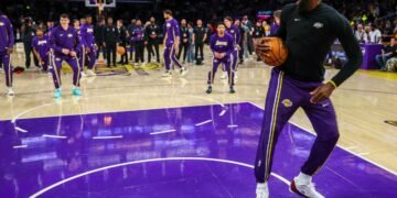 Леброн вернёт прайм-эру, а «Оклахома» без титула?! Топ-5 необычных сценариев плей-офф НБА