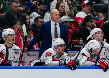 В «Вашингтоне» рассказали о будущем главного тренера, если команда не выйдет в плей-офф