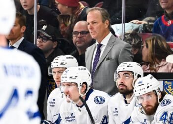 «Видимо, мы сами были виноваты». Купер — об удалениях «Тампы» в матче с «Монреалем»