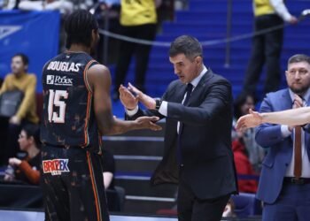 Первый матч плей-офф Единой лиги — и сразу сенсация! «Зенит» не справился с «Уралмашем»