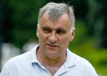 Виктор Хлус: «Шевченко нёс ответственность за Реброва, провалившего работу со сборной. Почему не ушёл со своего поста?»