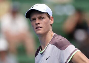 Первая ракетка мира Янник Синнер сенсационно вылетел с Roland Garros