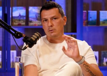 Рустам Худжамов: «Ярмоленко обладает человеческими качествами, которые влияют на коллектив»