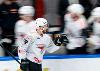 Форвард «Авангарда» Окулов: Хартли заслуженно выиграл Кубок Гагарина с «Локомотивом»