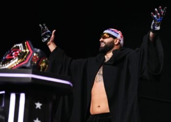 Дикая версия Макгрегора. Как Джош Хокит становится звездой UFC