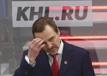 Квартальнов выразил надежду на возвращение Сергея Фёдорова на пост главного тренера