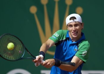 Умбер прокомментировал выход в финал Истбурна в день рождения