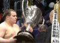 Украинский сумоист Явгусишин в третий раз выиграл Кубок императора в Японии