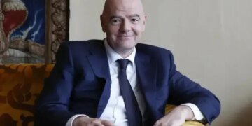 Инфантино угрожает членам ФИФА сокращением финансирования на 75% из-за отказа от инвестиционного плана