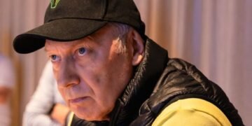 Геннадий Буткевич — игрокам «Полесья» после вылета из еврокубков: «Нужно выиграть чемпионат и Кубок Украины. Давайте»