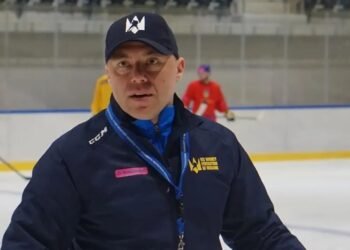 «Злой шуткой стал выход в элиту»: экс-тренер сборной Украины раскрыл детали громкой отставки