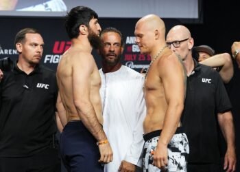 UFC Абу-Даби: Анкалаев зарубится с Царевичем! В карде полно россиян. LIVE