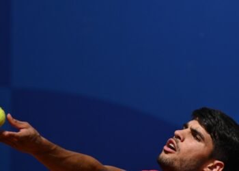 Болельщики громко встретили Карлоса Алькараса по приезде на US Open — 2026