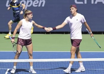 Чешский дуэт Мухова/Меншик вышел в 1/2 финала US Open — 2026 в смешанном парном разряде