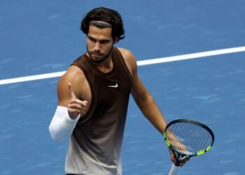 Алькарас с «баранкой» победил соперника и вышел в третий круг US Open — 2026